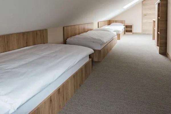 Endi Rooms Lubiana Esterno foto